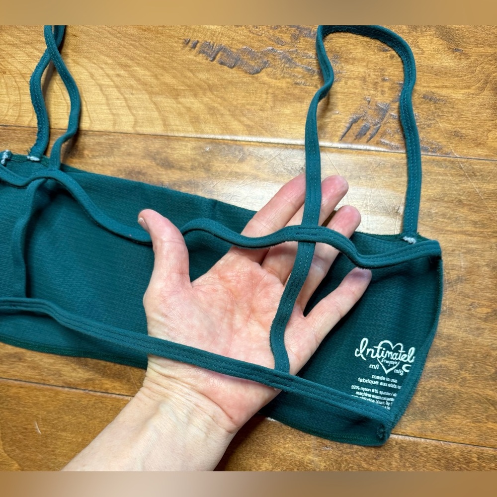 Free People Intimately Green Bandeau Bralette Seamless M/L NEVER WORN - Picture 3 of 4